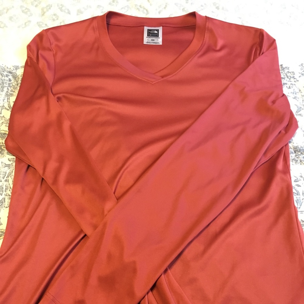 Women's North Face Shirt